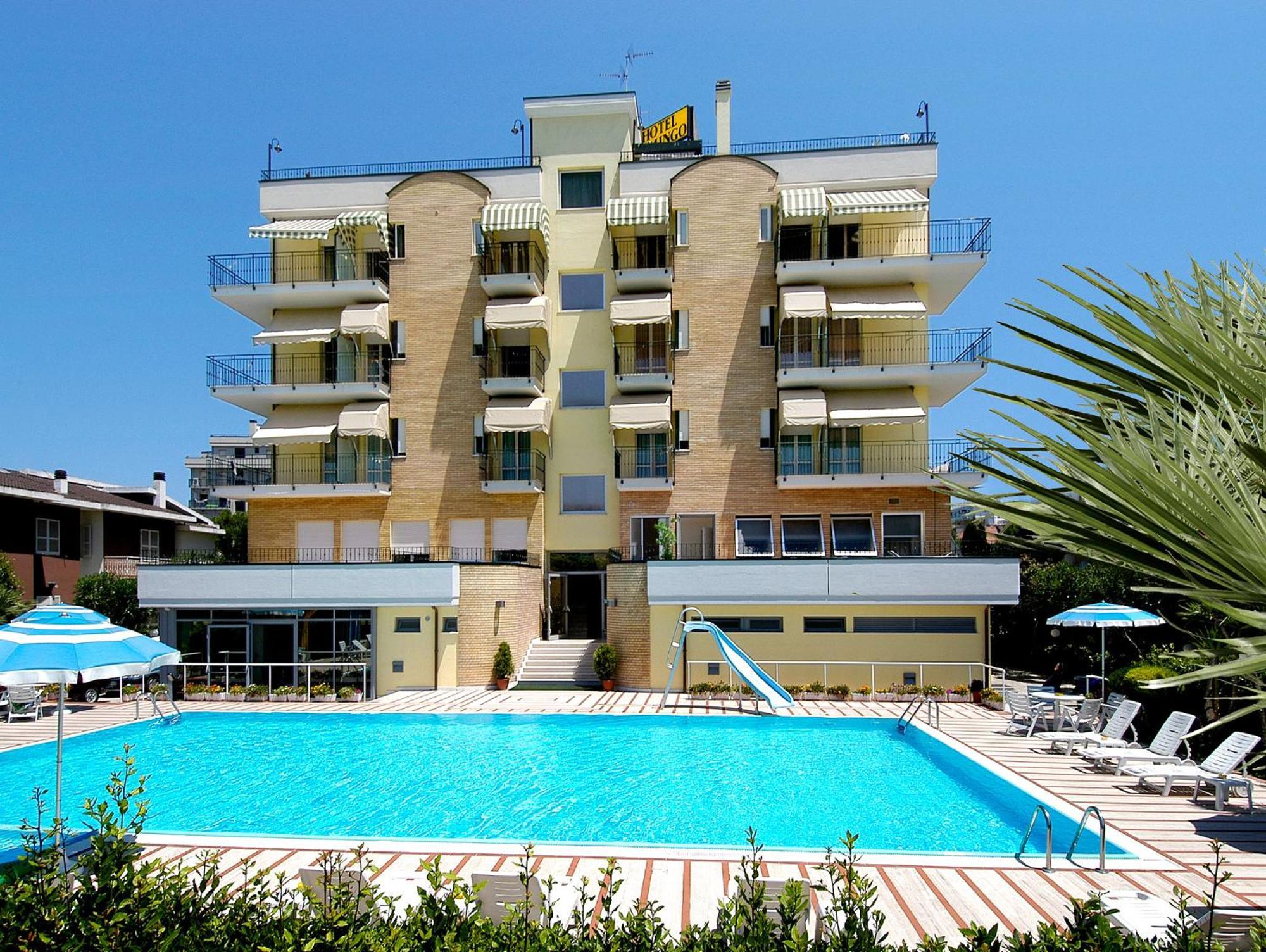 Domingo Hotel
